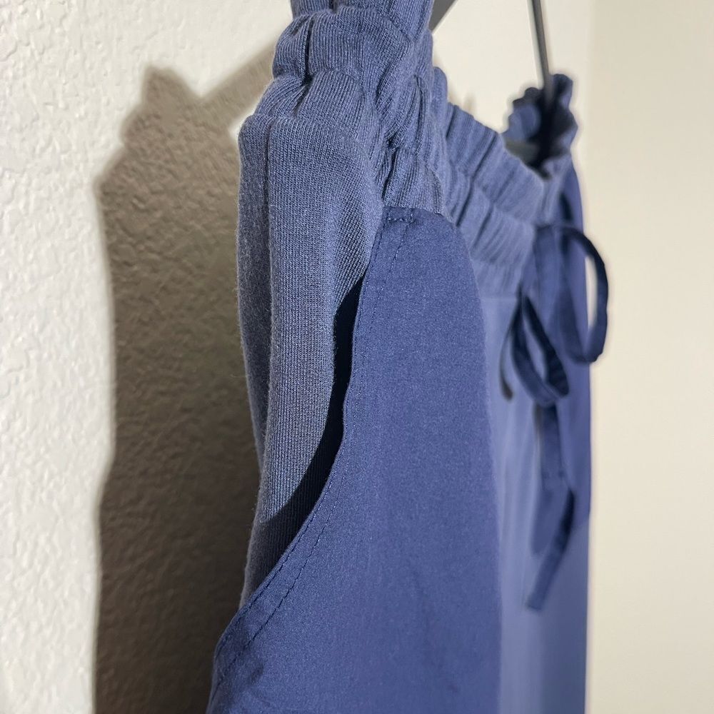 Sold  - Picture 4 of 6